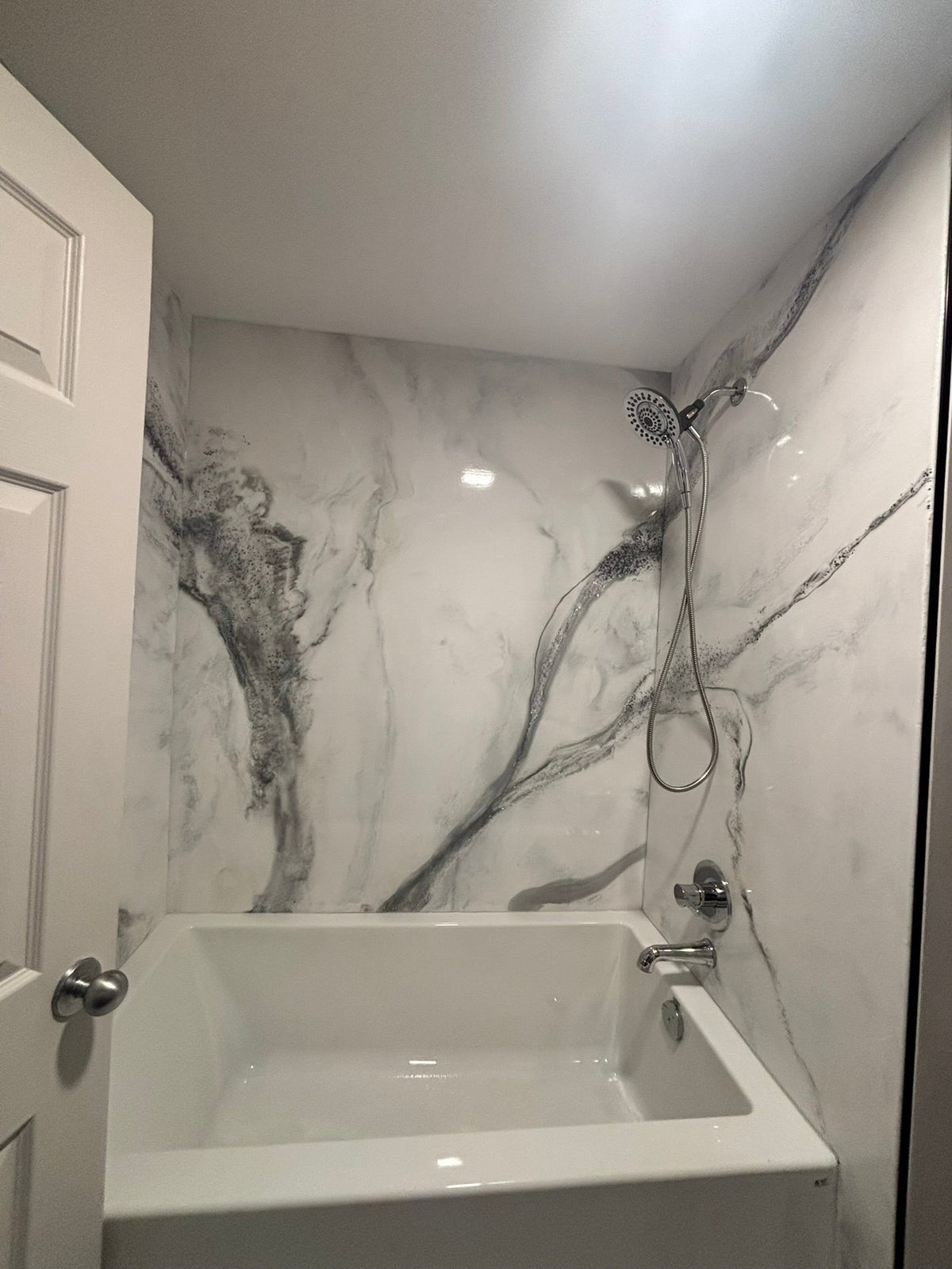 CUSTOM EPOXY INTERIORS